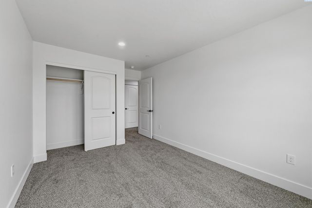 4509 Road 114, Pasco, WA 99301