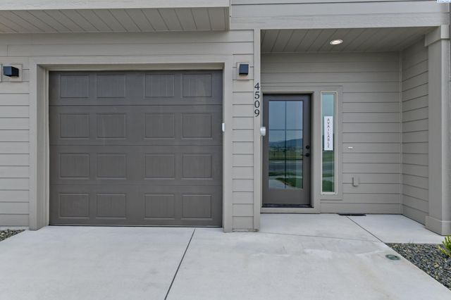 4509 Road 114, Pasco, WA 99301