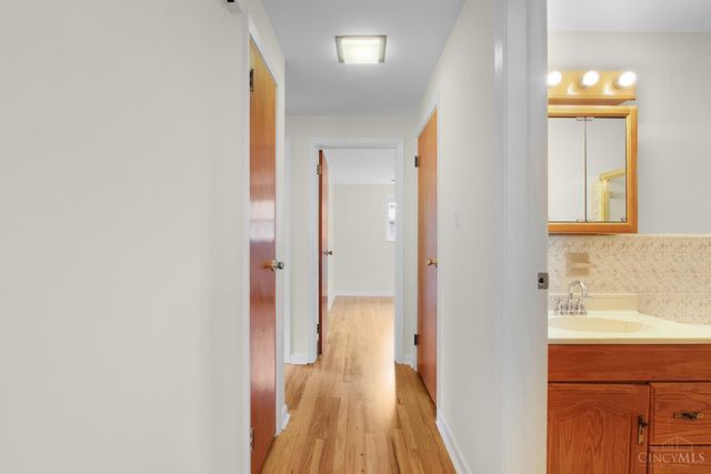 9046 W Saxton, West Chester, OH 45069