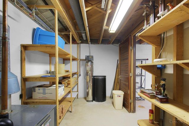 9046 W Saxton, West Chester, OH 45069