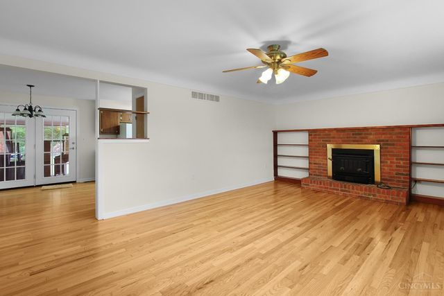 9046 W Saxton, West Chester, OH 45069