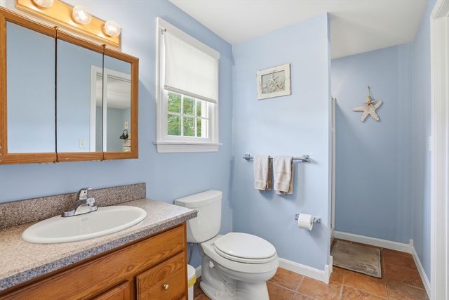 36 Blanchard Ter, Abington, MA 02351