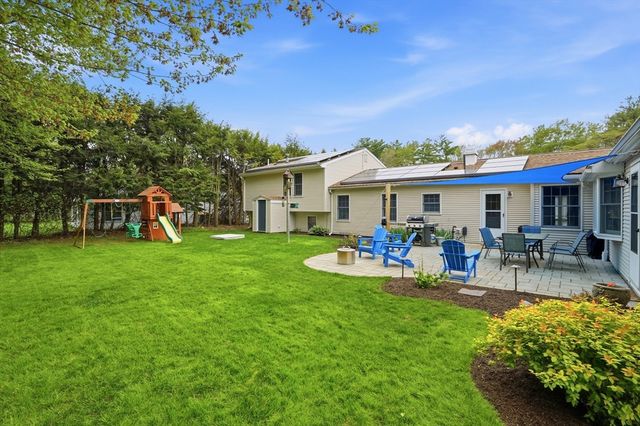 36 Blanchard Ter, Abington, MA 02351