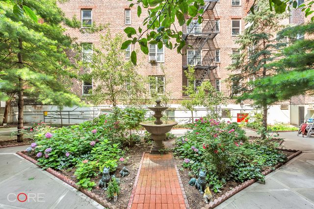 7610 34th Ave Apt 3B, New York City, NY 11372