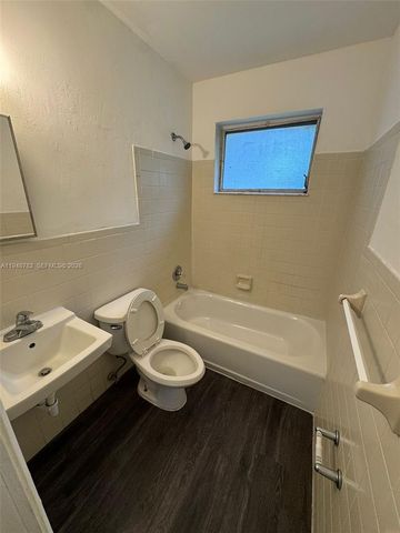 844 NW 18th Ave, Fort Lauderdale, FL 33311