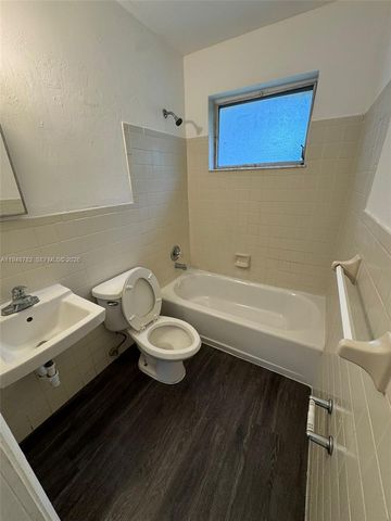 844 NW 18th Ave, Fort Lauderdale, FL 33311