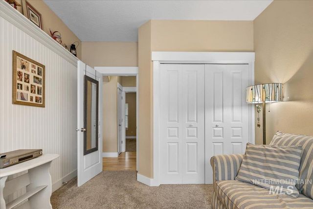 2264 E Comisky St, Meridian, ID 83646