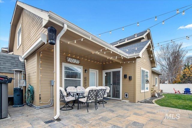 2264 E Comisky St, Meridian, ID 83646