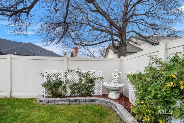 2264 E Comisky St, Meridian, ID 83646