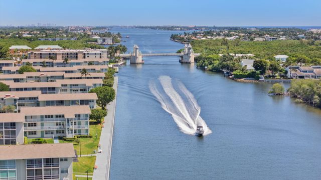740 W Horizons W W 203, Boynton Beach, FL 33435