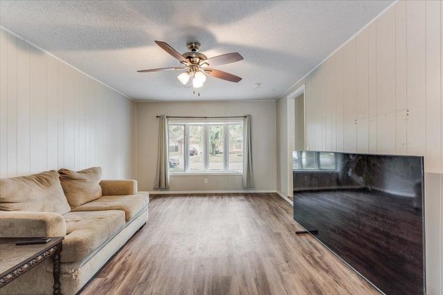 6345 N Tarrytown St., Park City, KS 67219