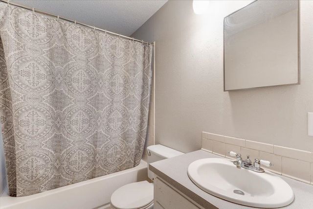 6345 N Tarrytown St., Park City, KS 67219