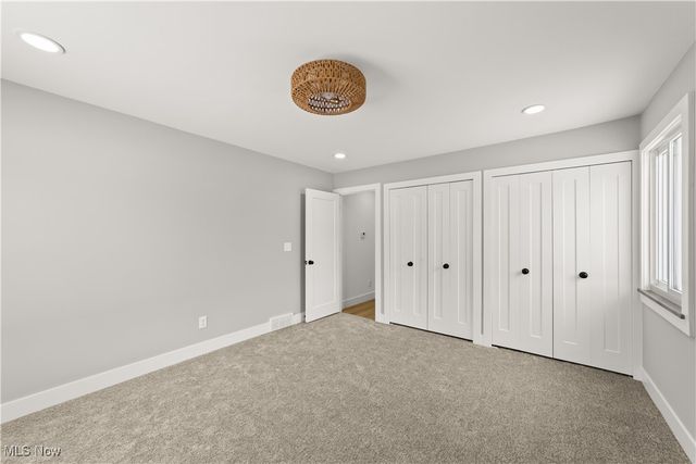 3350 Fairhill Drive, Rocky River, OH 44116