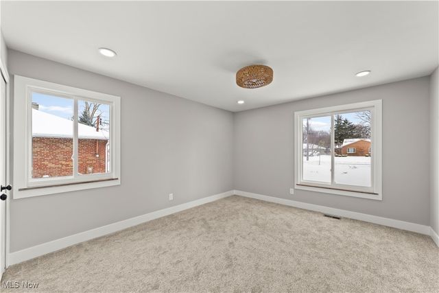 3350 Fairhill Drive, Rocky River, OH 44116