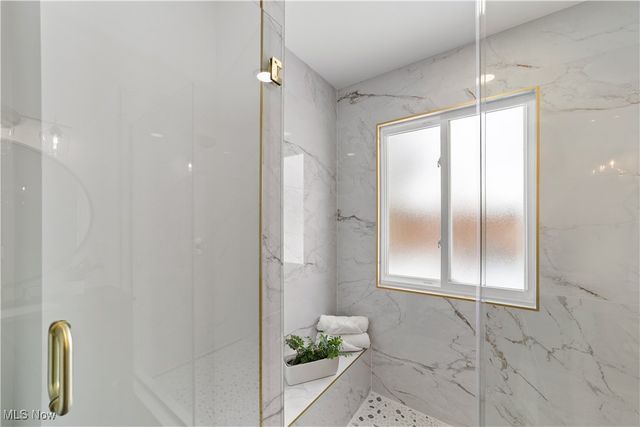 3350 Fairhill Drive, Rocky River, OH 44116