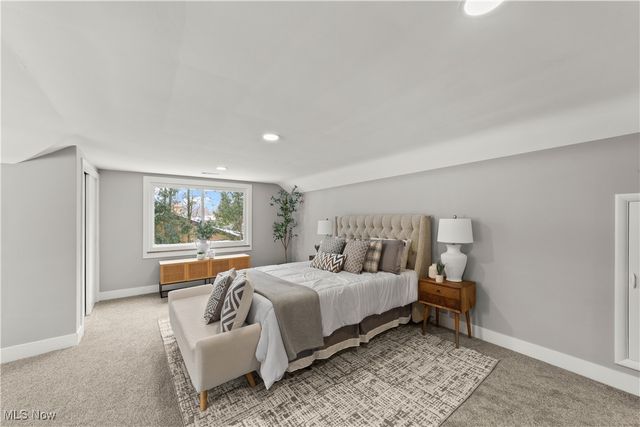 3350 Fairhill Drive, Rocky River, OH 44116