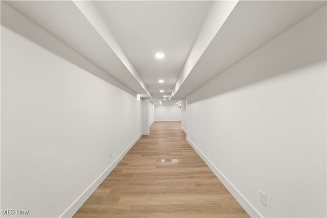 3350 Fairhill Drive, Rocky River, OH 44116