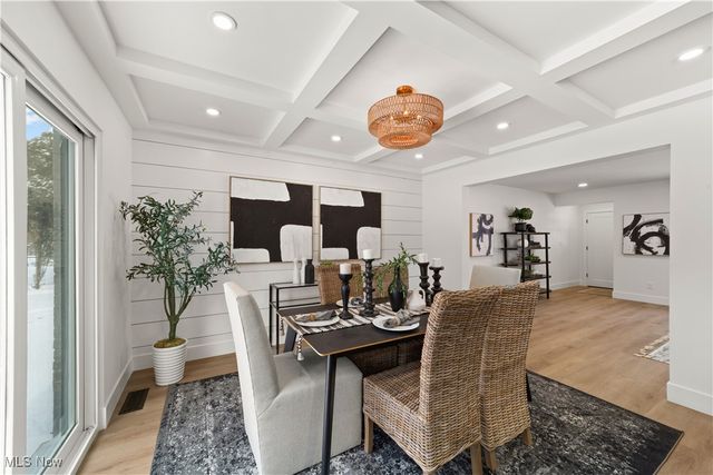 3350 Fairhill Drive, Rocky River, OH 44116