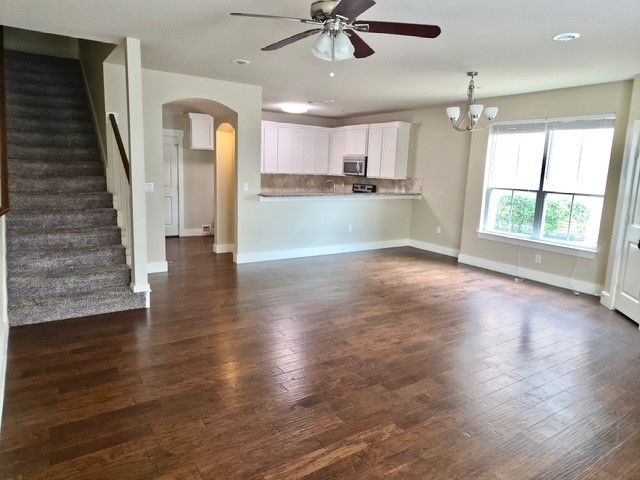 213 Lily Lane, Lewisville, TX 75057