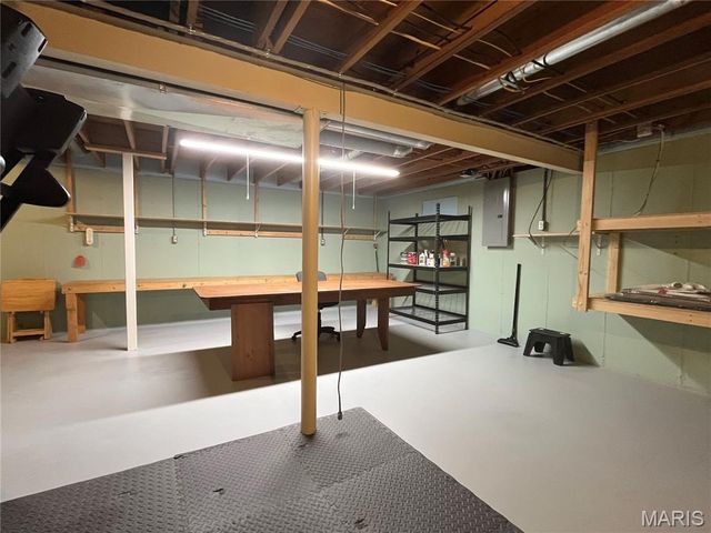 6428 Kathy Drive, High Ridge, MO 63049