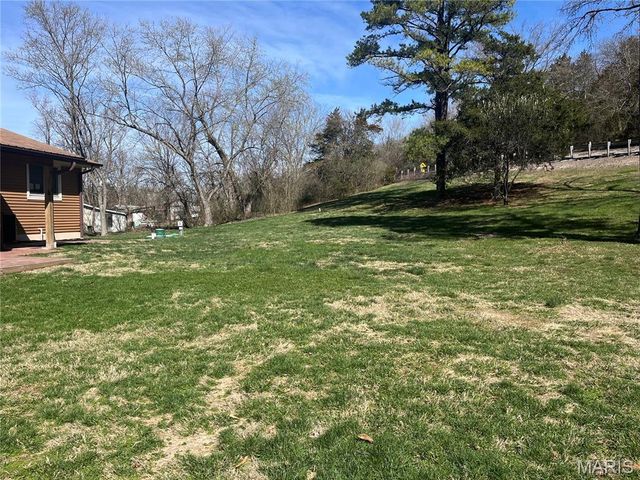 6428 Kathy Drive, High Ridge, MO 63049