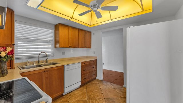 404 CAMEO DRIVE, Lakeland, FL 33803