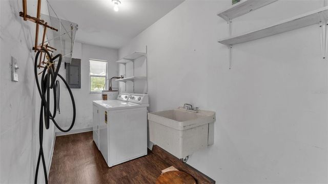 404 CAMEO DRIVE, Lakeland, FL 33803