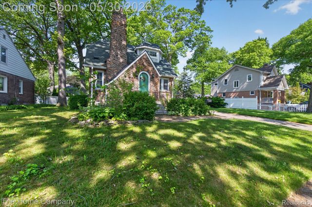 307 N Connecticut Avenue, Royal Oak, MI 48067