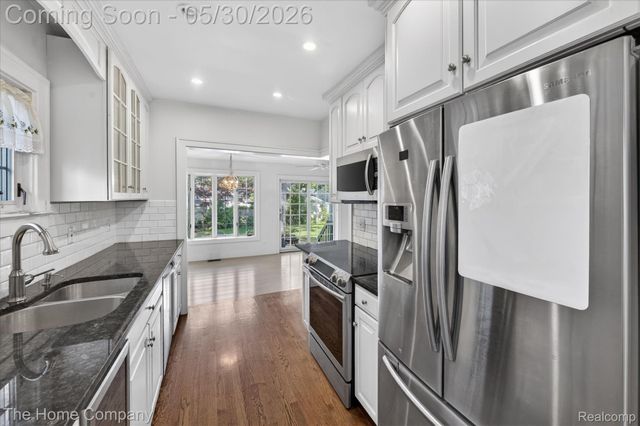 307 N Connecticut Avenue, Royal Oak, MI 48067