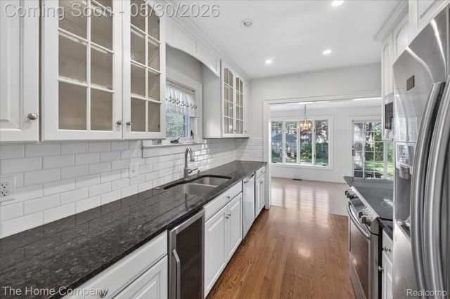 307 N Connecticut Avenue, Royal Oak, MI 48067