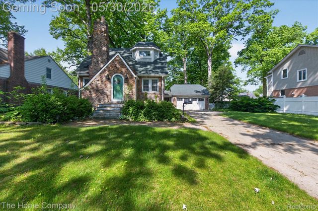 307 N Connecticut Avenue, Royal Oak, MI 48067