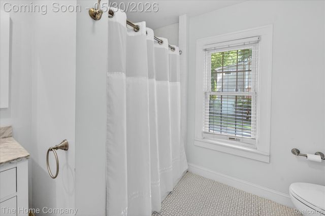 307 N Connecticut Avenue, Royal Oak, MI 48067