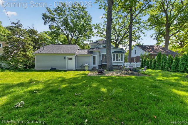 307 N Connecticut Avenue, Royal Oak, MI 48067