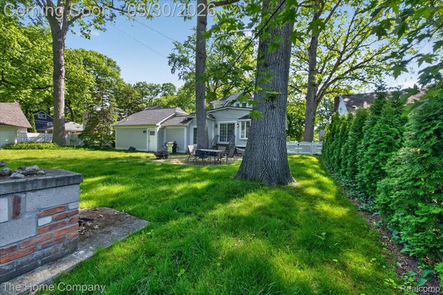 307 N Connecticut Avenue, Royal Oak, MI 48067