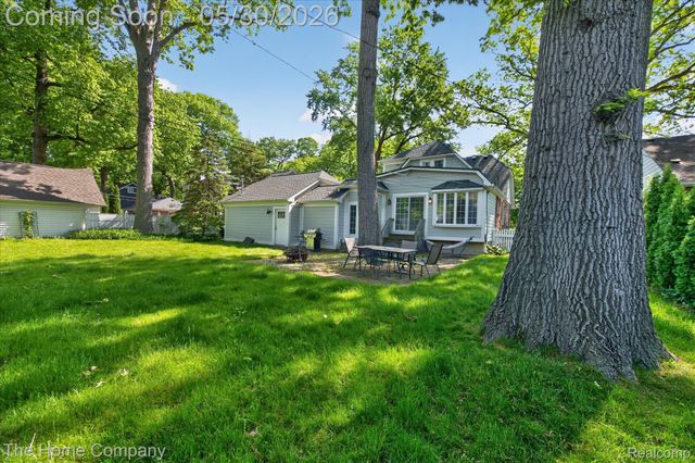 307 N Connecticut Avenue, Royal Oak, MI 48067