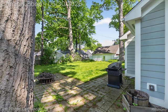 307 N Connecticut Avenue, Royal Oak, MI 48067
