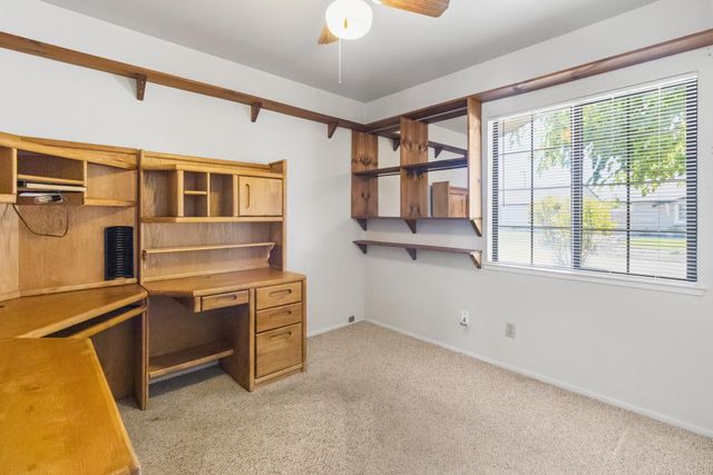 7028 Bismarck Dr, North Highlands, CA 95660