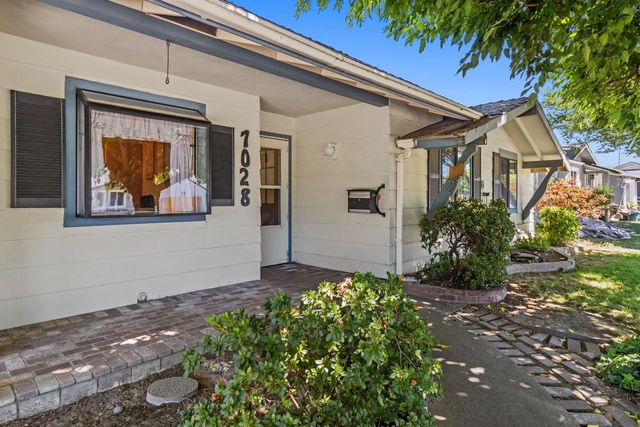 7028 Bismarck Dr, North Highlands, CA 95660
