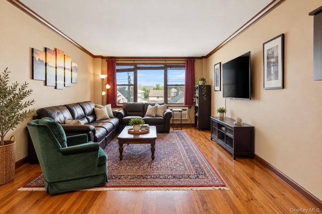 333 E Broadway 2K, Long Beach, NY 11561
