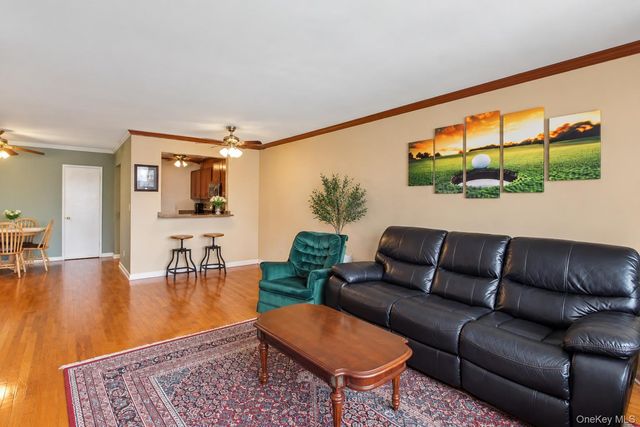 333 E Broadway 2K, Long Beach, NY 11561