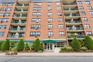 333 E Broadway 2K, Long Beach, NY 11561