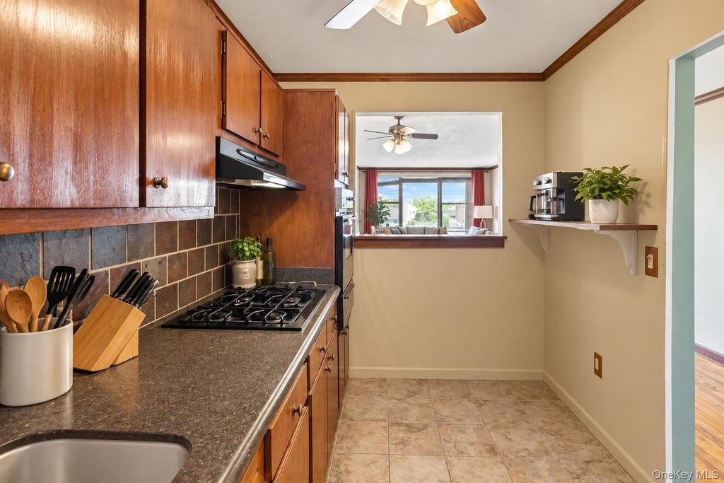 333 E Broadway 2K, Long Beach, NY 11561 — photo 5