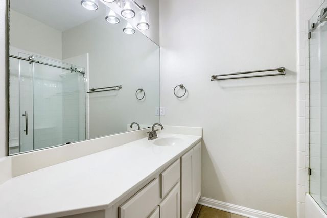 8215 Menlo Park PL, Round Rock, TX 78681