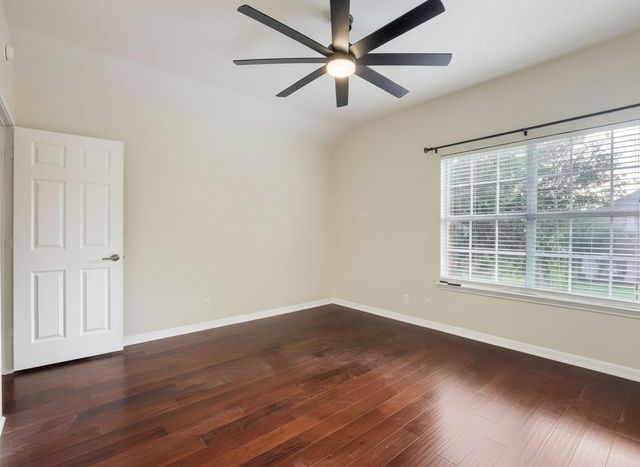 8215 Menlo Park PL, Round Rock, TX 78681