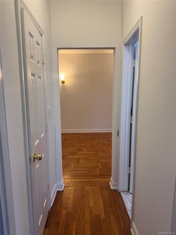 41-41 41st Street 5N, Sunnyside, NY 11104