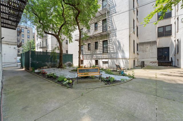 41-41 41st Street 5N, Sunnyside, NY 11104