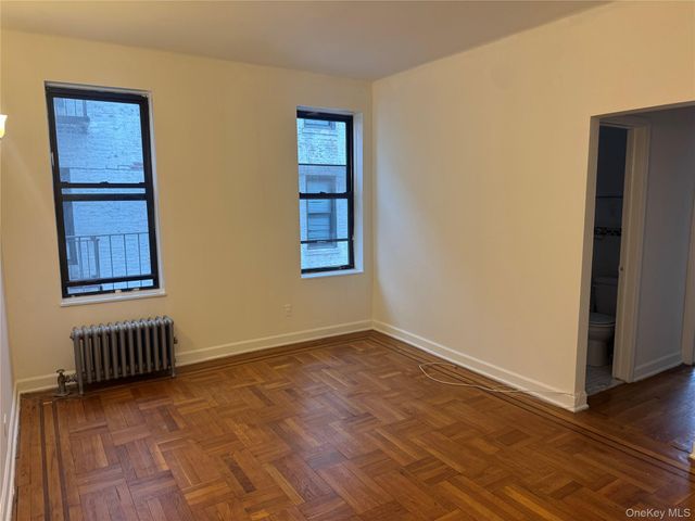 41-41 41st Street 5N, Sunnyside, NY 11104