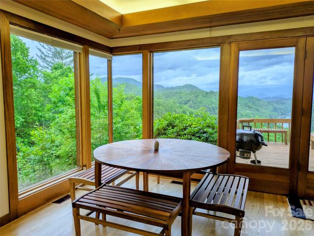 11150 Highway 19W Highway, Bryson City, NC 28713