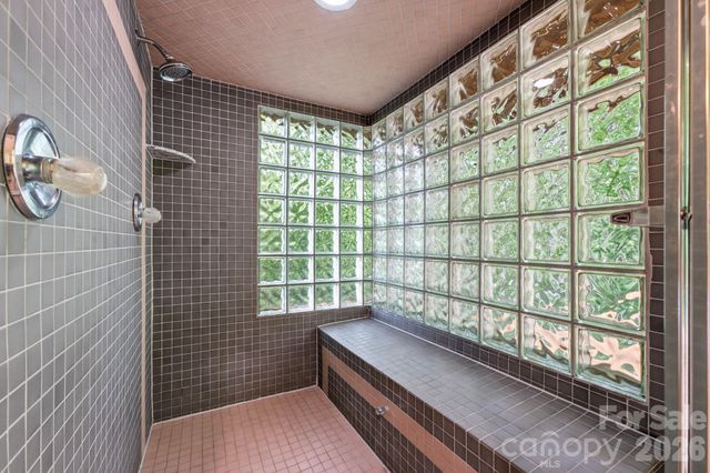 11150 Highway 19W Highway, Bryson City, NC 28713