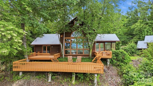 11150 Highway 19W Highway, Bryson City, NC 28713